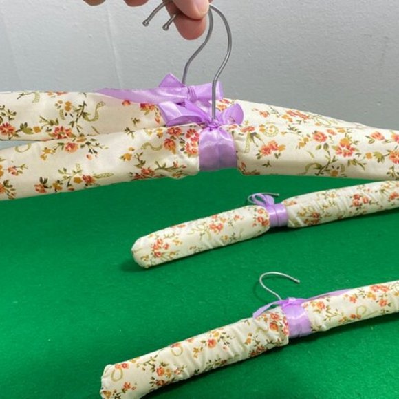 Vintage Fabric Covered Padded Hangers, Beatrice Padded Clothes Hangers - Picture 6 of 10